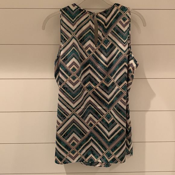 White House Black Market Silky Tank Blouse - Picture 4 of 5